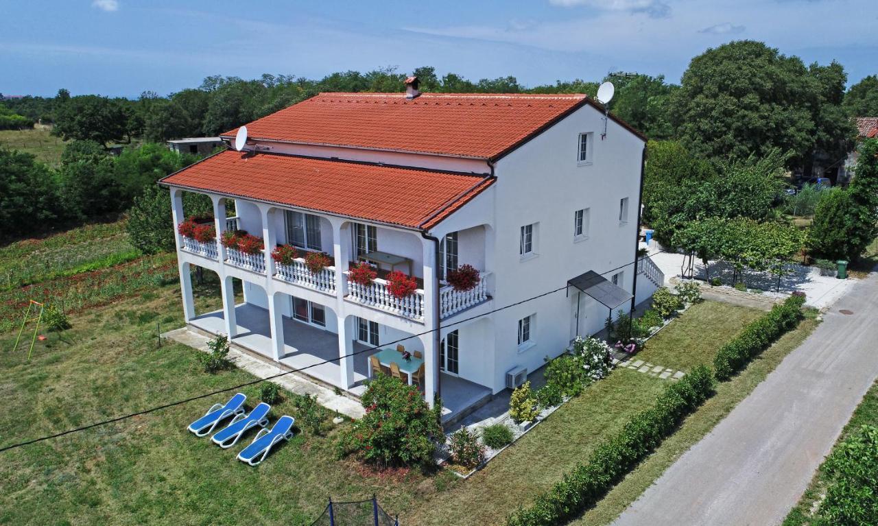 Apartman Melita Porec Exterior photo